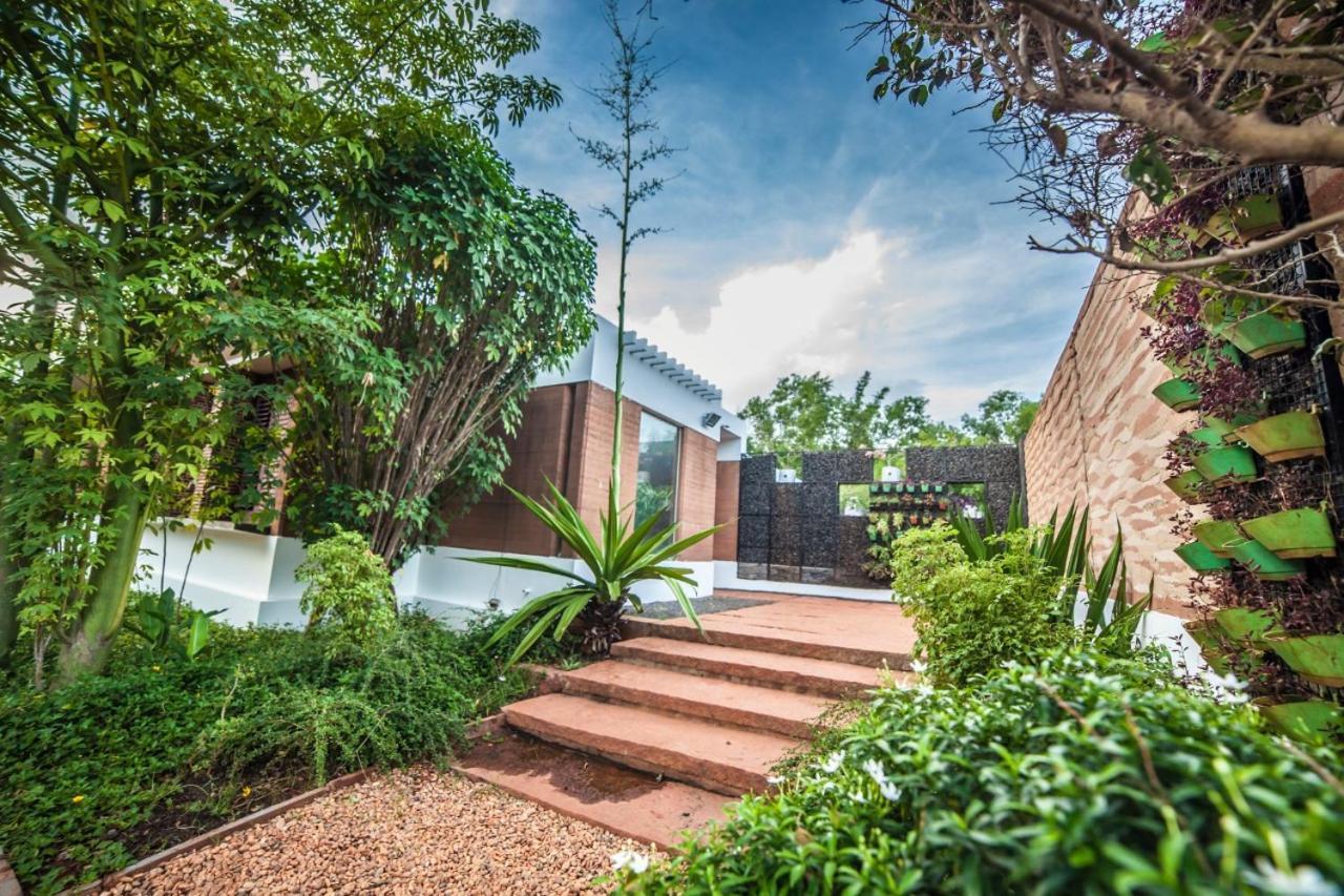 Bougan Villa Auroville Exterior photo